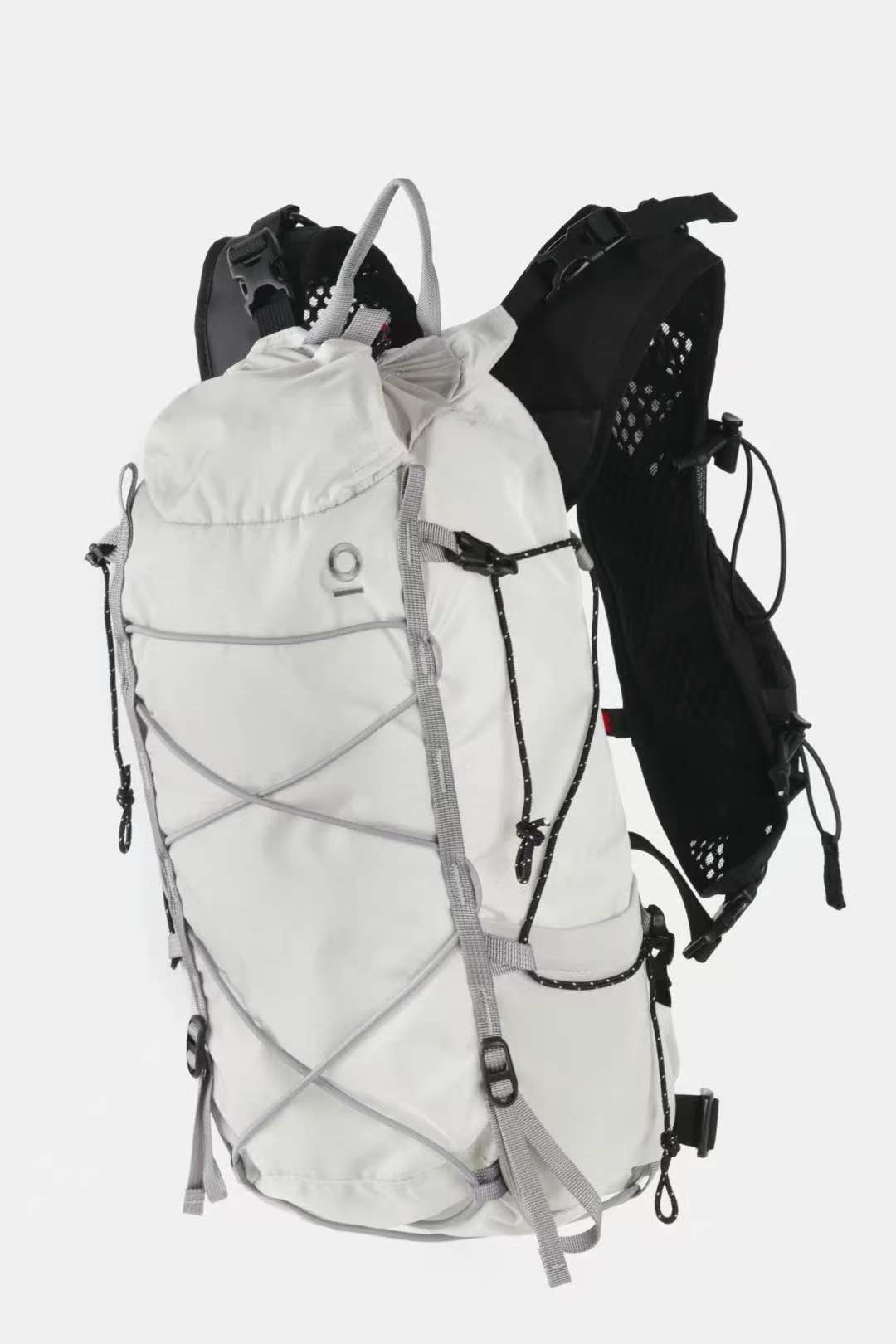 Carrier Pack 18L with Minimal Strap Set