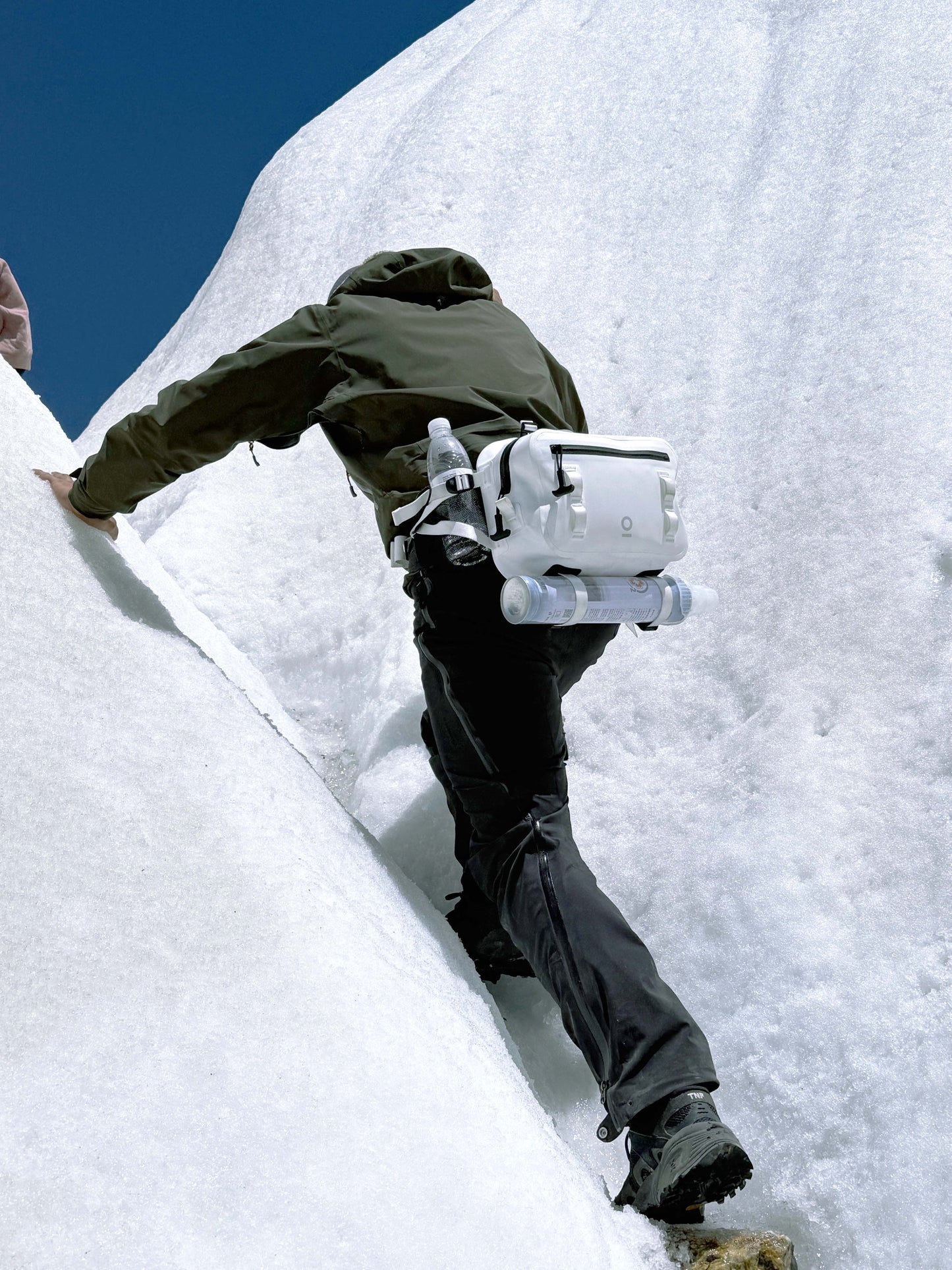 Seamless Waistpack - "Glacier White" with Double sided TPU